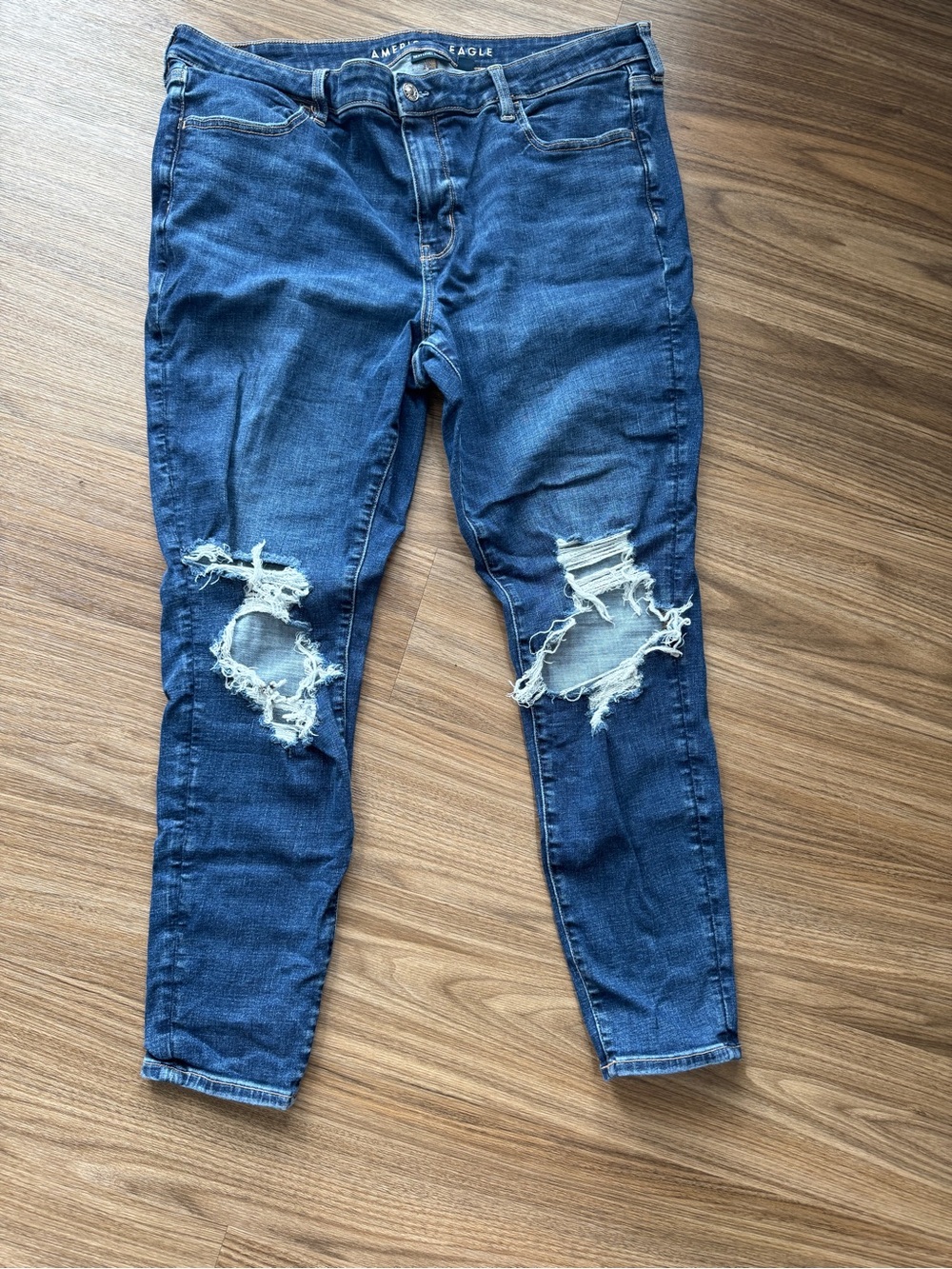 American Eagle Outfitters Distressed Blue Skinny Jeans with Knee Rips